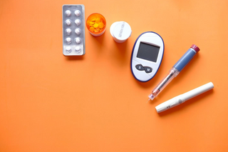 Managing Diabetes While Traveling: Tips for a Stress-Free Trip - Herbaly